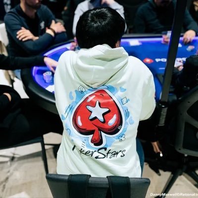 sinkaifish's profile picture. Traveling the world with playing cards🌍🇯🇵🛩