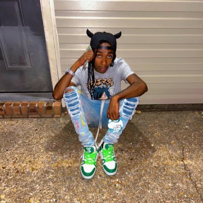 Hipster 🐝 Da Name 🅱️!tch, For booking & features email dahipster@iCloud.com NEW SONG OUT NOW, LINK IN BIO. IG: dahipster_