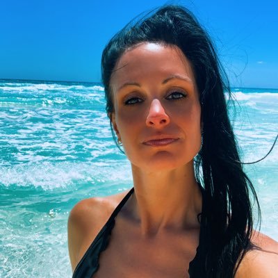 Wife. Doctor. 🇺🇸 1A. 2A. BTC and crypto hodlr. 📈