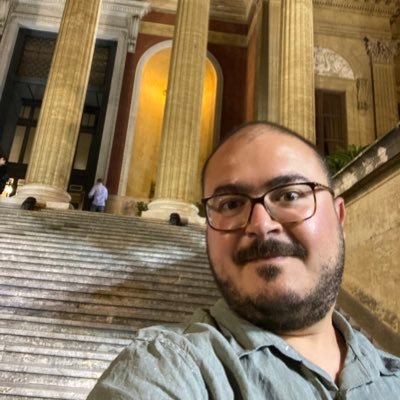 BarbottiRo52155's profile picture. Wahlbasler - Musiker / Kaufmann /Kulturmanager - twittert privat