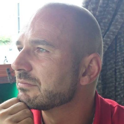 Galathee132B's profile picture. 54a, Corse en Provence, je n'en finis plus de m'horrifier de voir le monde exploser sous mes yeux...