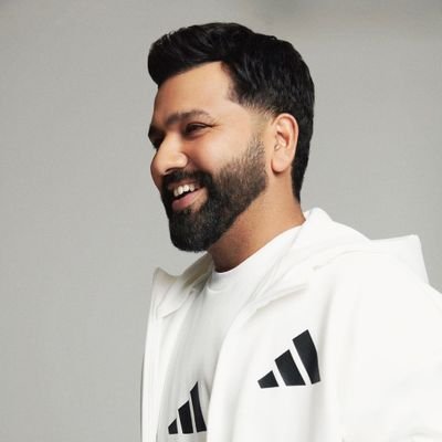 December311296's profile picture. 