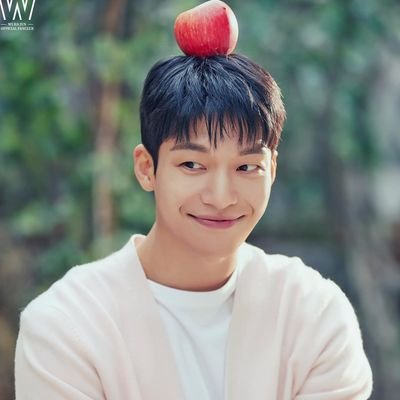 wiwihajun's profile picture. 위하준팬계!
드라마 얘기함
하준이는 사랑입니다❤❤