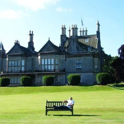 L_Czarek's profile picture. 