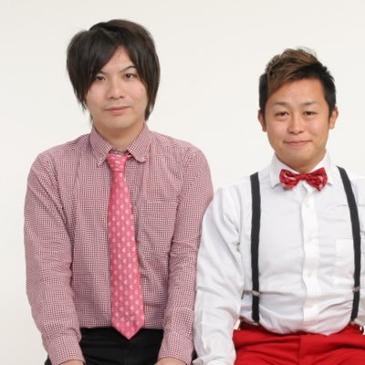 ワンクッションというお笑いコンビでツッコミを。群馬&栃木で活動中。栃木県の佐野市出身&在住、佐野ラーメン店100店以上食。婚活パーティー司会歴5年以上。舞台の脚本書。そしてお酒が好き。