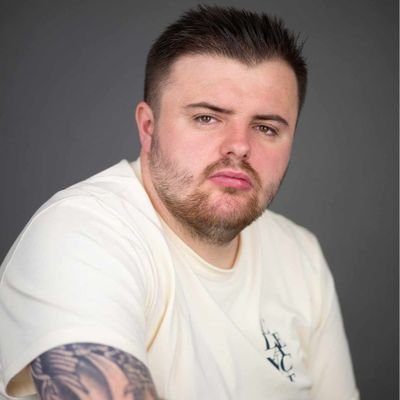 Llifon Ashton ,28, Welsh - I Work in Security
and I'm also a actor and writer 🎬 ✍️
https://t.co/I1aE4AqJsn