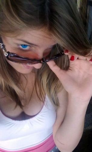 DestinyYoung8's profile picture. 