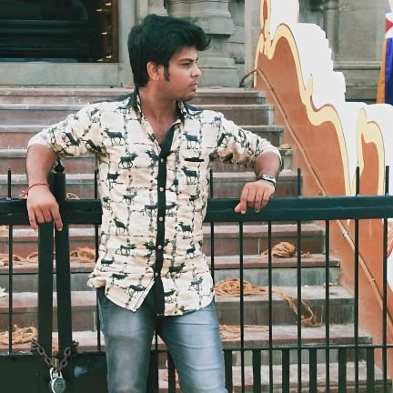 இசைஞானி & U1 ❤️ இசையின் மீது தீராத காதல்!
90's Kid😎
#Designer #New Entrepreneur ( அழகு மசாலா )