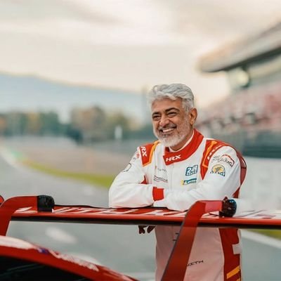 எண்ணம் போல் வாழ்க்கை...👍👍 தலஅஜித்குமார் 😎😎  #என்றும்_தலஅஜித் 
 வாழு இல்ல வாழவிடு
தாய்😘
தந்தை😎
தல
crush on💚saipallavi addicted cricket
Black 🖤love