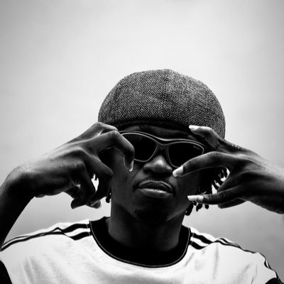 Classicolanz1's profile picture. Zeta Male   🦅                                                                         Taurus Being♉