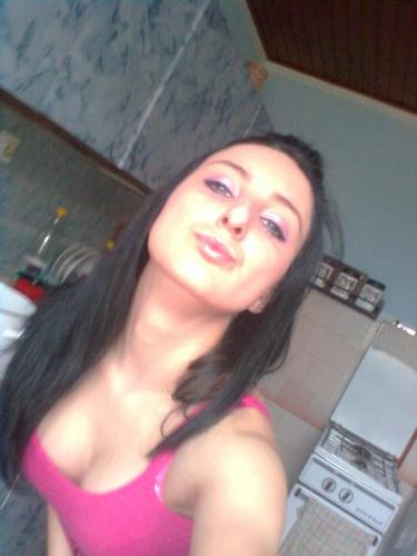 Samanth99789414's profile picture. 