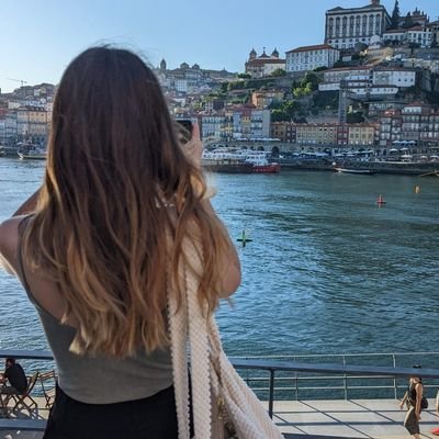 LeaMtnz's profile picture. Off Investigation