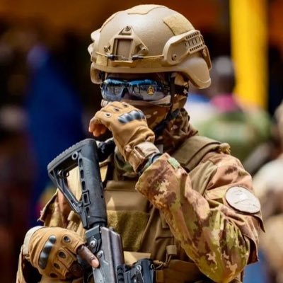 David19422846's profile picture. je souhaite d'être amis avec star