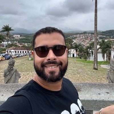 diegoaugustodev's profile picture. Escrevendo ideias, histórias, códigos, memes e notícias sobre programação💻