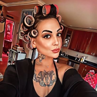 thegoddess_madd's profile picture. 𝔓𝔯𝔬𝔣𝔢𝔰𝔰𝔦𝔬𝔫𝔞𝔩 𝔐𝔢𝔞𝔫 𝔊𝔦𝔯𝔩 👸 𝔖𝔬𝔠𝔠𝔢𝔯 ℌ𝔬𝔬𝔩𝔦𝔤𝔞𝔫 𝔇𝔬𝔪𝔦𝔫𝔞𝔱𝔯𝔦𝔵 𝔚𝔦𝔱𝔥 10+ 𝔜𝔢𝔞𝔯𝔰 𝔬𝔣 𝔅𝔇𝔖𝔐 𝔈𝔵𝔭𝔢𝔯𝔦𝔢𝔫𝔠𝔢 👄