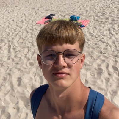 ap06___'s profile picture. ?