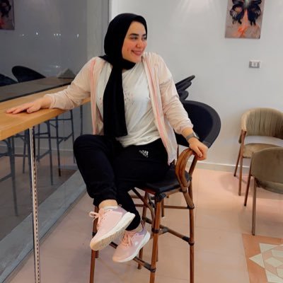 أنا إتربيت علي جبر الخواطر حتى لو كان إللي قدامي ميستاهلش ده. 👌