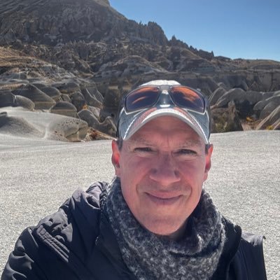 AESimonsCh's profile picture. 