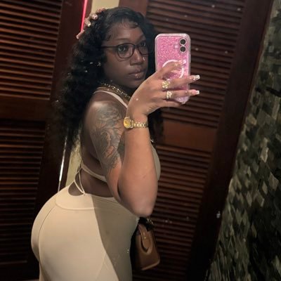 • new account not a fake page 🥲 • caribbean gyal 🇻🇮🇩🇲 @_librablu suspended 🫥