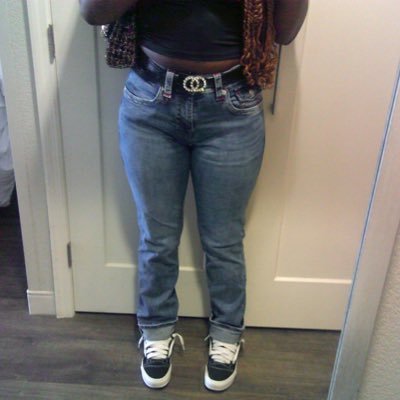 yazzy39704662's profile picture. 