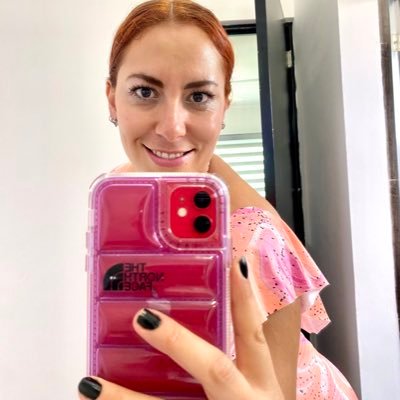 yezzGH's profile picture. Amar y disfrutar el momento es el mejor regalo, el tiempo todo lo sana 🤩.