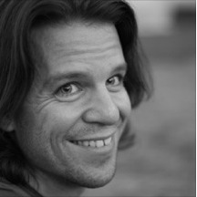 reknoz's profile picture. Слава Україні! Father, husband, dog owner, Volleyball enthusiast, iOS Developer, IT geek, proud Democrat.

#BlackLivesMatter #Resist #GunReformNow