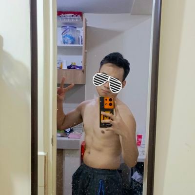 For porn-viewing purposes (mainly 😉) | 25 | hmu | UPD isko 🌻🌻🌻