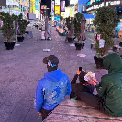 stackpaper3500's profile picture. 🟪twitch:@STACKPAPER3500 NEXT UP 🗽🟦TikTok:@stackpaper3500 follow up