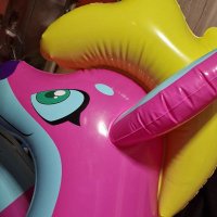 Sofi :3 (@inflatables123) 's Twitter Profile