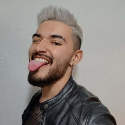 _materialgeorge's profile picture. https://t.co/quuOdoPn7w