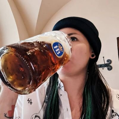 21+ Alt & fit. Running, lifting, drinking beer.
No vc's, sexting, meets or collabs. Face shown on paid pages.
Backup: @mace_face18 | SFW: @paceymacy