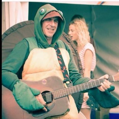 The original and best Captain Turtle (2009-22) but with a new username (it’s complicated) and not nearly as many followers. Keith to most. Born 320ppm CO2.