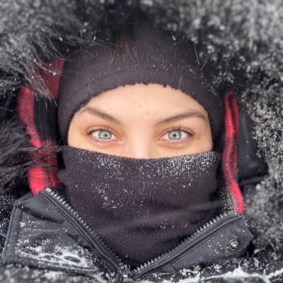 RachelleLendsay's profile picture. Eclectic Moonchild. Métis. Woman.