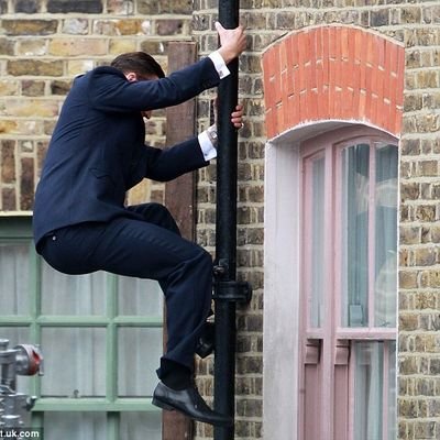 gutterpiperomeo's profile picture. burn the ships.