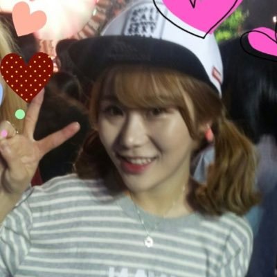 10xtenugu's profile picture. 10x10 lore digger