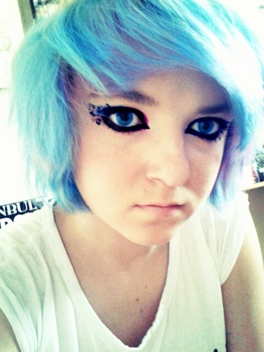 JaydeeThubron's profile picture. 