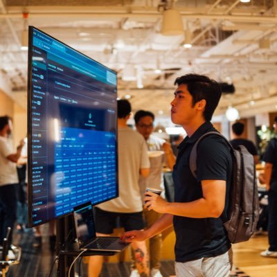 cuong_qnom's profile picture. 