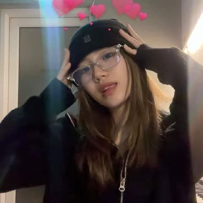 00hyuuu's profile picture. 현빈

4 admirers