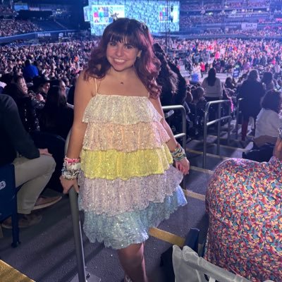 survived eras tour MetLife N1 and Toronto N4 | tn x 3 (+1 on ig) | mr perfectly fine + tomg stan😤