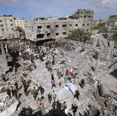 I am Nada from Gaza. I am 20years old. I was supposed to complete my last year in school, but the war came and we lost everything. I must now help my family