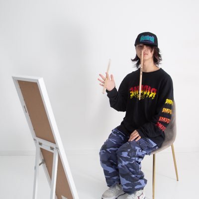 神戸。All I Clacksドラム。DJ。関学経済。24歳。天パ。4946。 support🥁 GIZMO,etc... Instagram→kakerudr