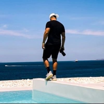 thebear_blebull's profile picture. Crypto Since '16📈550k On Socials📲 Real Estate/Airbnb🏨 | World Traveler🛩️ | 28k Students📖 Millionaire Mentor✍️ | Exposing The Lizards🦎