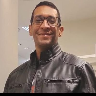 dom_magrus's profile picture. Se você não é o primeiro,é o último