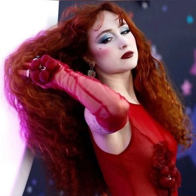 rosesalineas's profile picture. me vira de ponta cabeça ࿐ ˚.