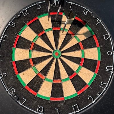 Official twitter account for FPL Premier League Darts (Fat Pricks League) We are not PDC sponsored but would all love a sniff on Emma Patons arse