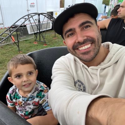 DevonaRocco's profile picture. Out here trying