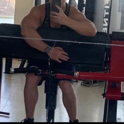 BigHole33's profile picture. Endless quest to get wide & get others wide 🍩 🥀 🐽