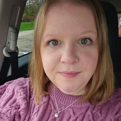 thisismeheather's profile picture. Just a simple girl who lives a simple life. I ❤ movies, tv, reading & sports. I live by the motto: Live well, Laugh often, Love much.