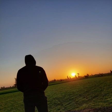 Mohamme77540245's profile picture. ما كان في الأمس مدهشاً 
أصبح اليوم عادياً