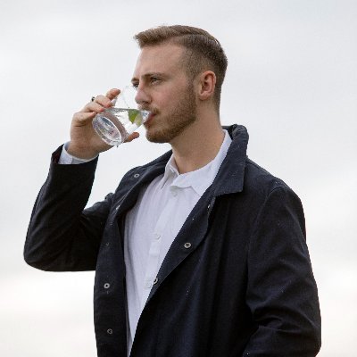 Founder of https://t.co/pawfR9HkuH
Educating and empowering for success.
World views, politics, business, & finance. 🌍📊💡
